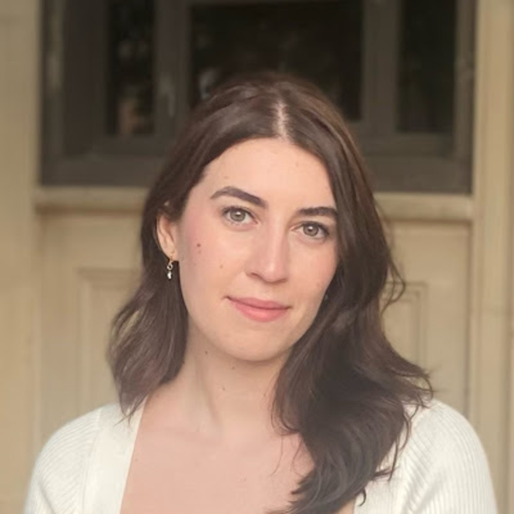 Meet your Posher, Julia